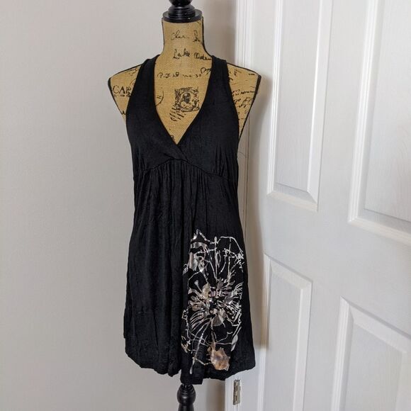 Black razorback dress - Picture 1 of 6